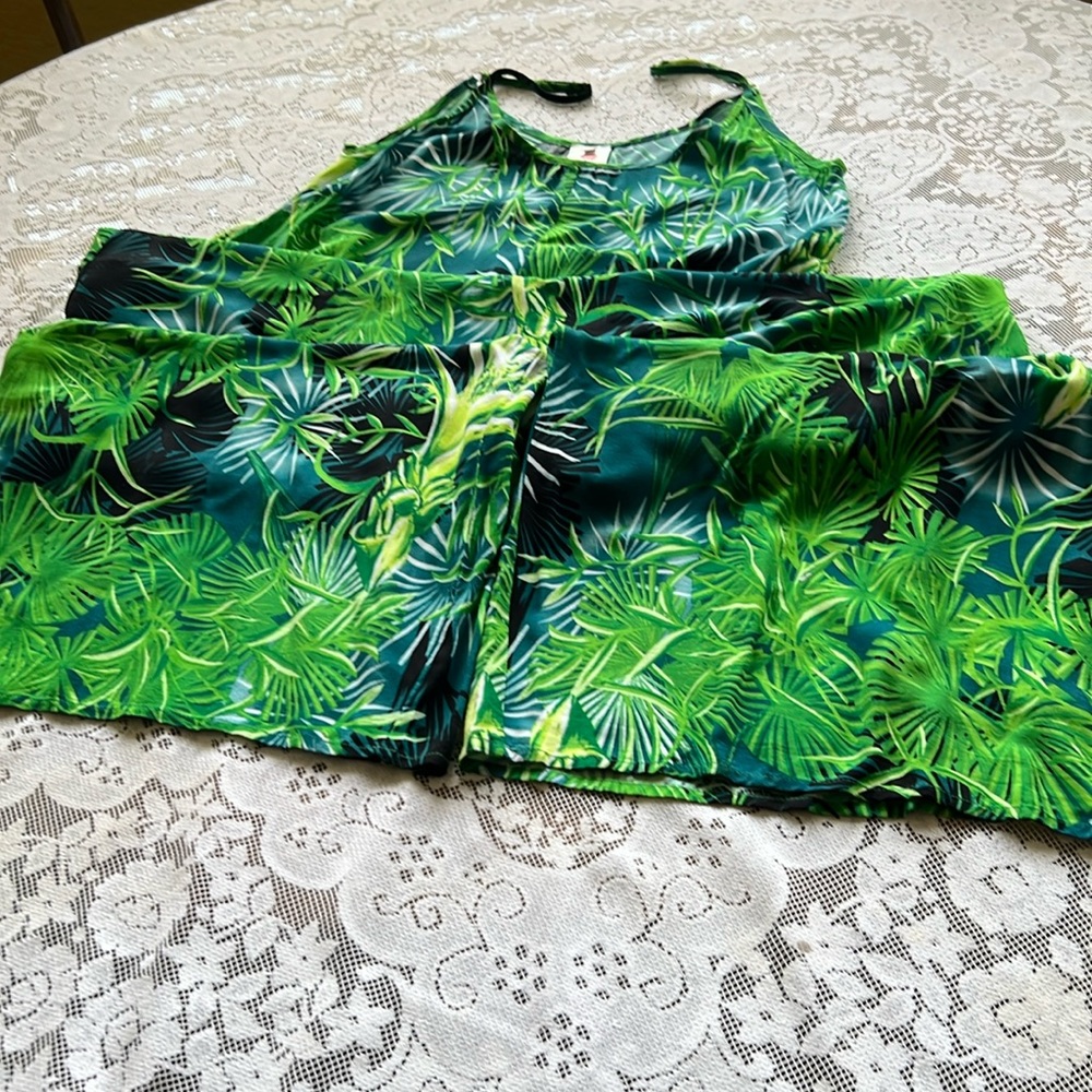 Long romper. Spaghetti straps. S. Perfect condition. Like new
